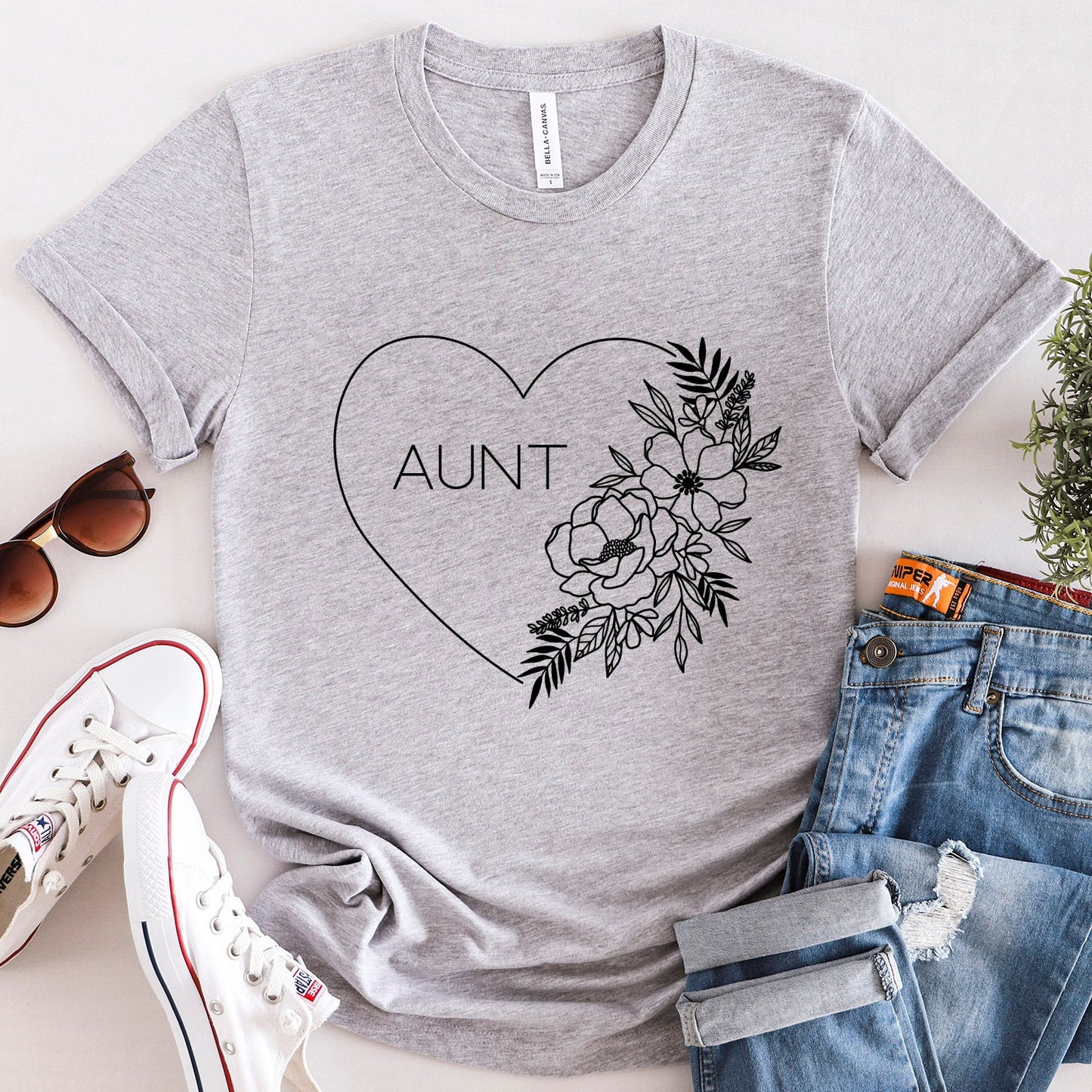 Auntie T-Shirt, Gift for Aunts, Best Aunt T-shirt, Cute New Aunt Gift, Cool Aunt Shirt, Gift For Aunt, Gift For Sister, Best Aunt Shirt