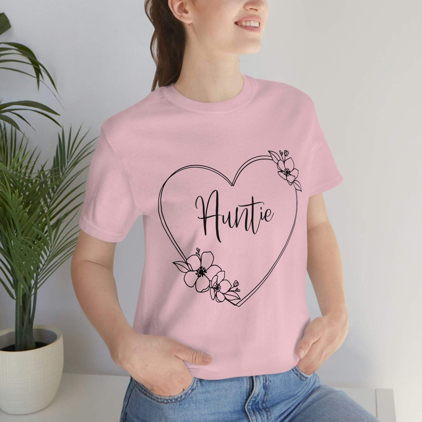 Heart T-shirt for Aunt, Auntie T-Shirt, Auntie Gift, Aunt Shirt, Gift for Aunt, Aunt Gift, Gift for Sister, Auntie Birthday Gift