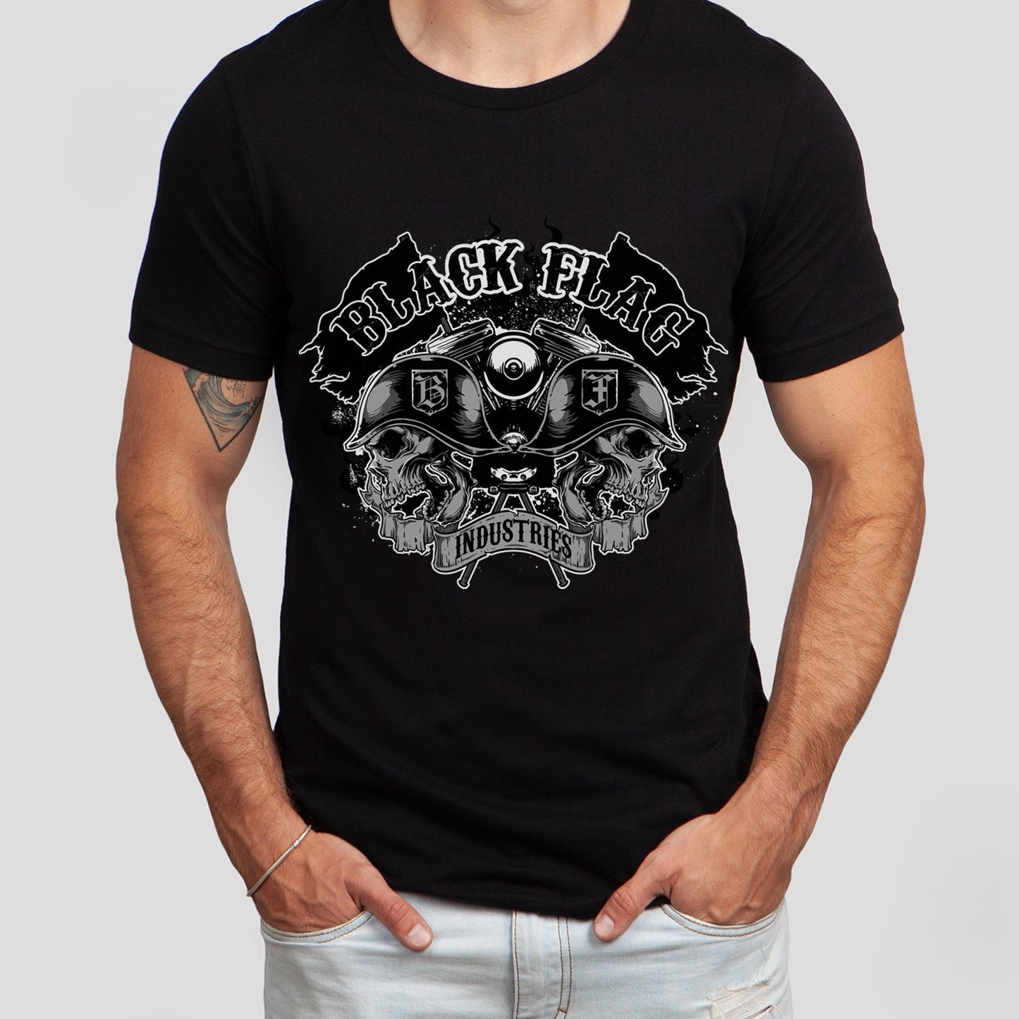 Black Flag Skull T-shirt, Horror T-Shirt, Fantasy T-Shirt, Mystical Gift T-shirt, Gothic T-Shirt, Rock Shirt, Witchy Clothing, Myth T-shirt