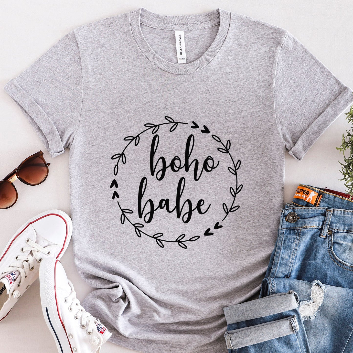 T-shirt Boho Babe Wreath, chemise Boho, chemise bohème, t-shirt à fleurs, t-shirt hippie, chemise Stay Wild, t-shirt pour femme, chemise pour elle