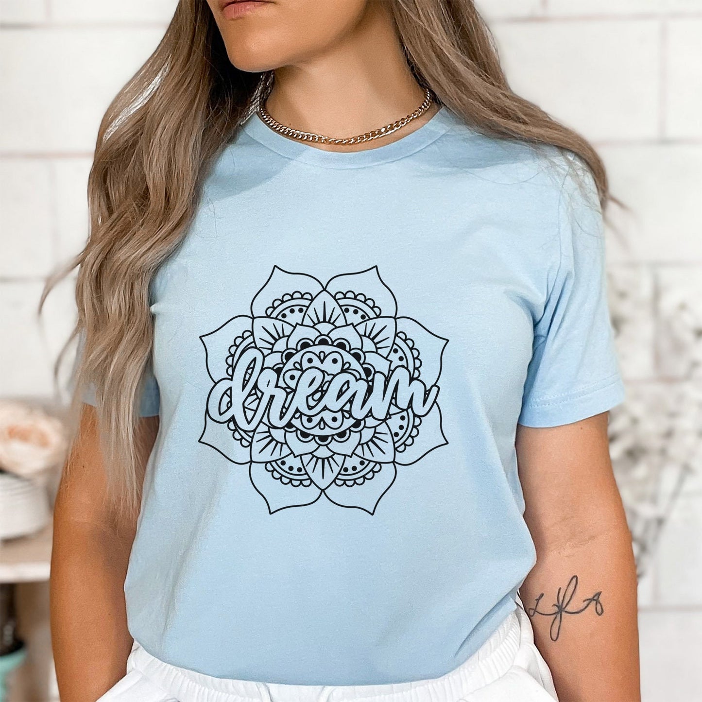 Dream Mandala T-shirt, Boho T-Shirt, Mandala Shirt, Bohemian Shirt, Gift T-shirt, Gift for Mom, Gift for Her, Floral Shirt