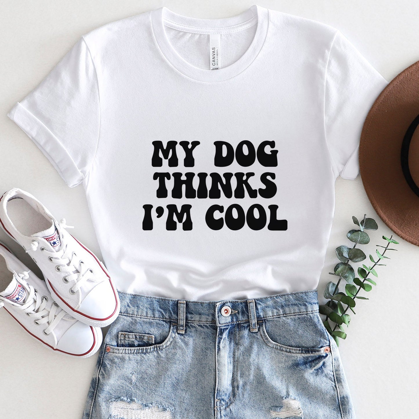 Mon chien pense que je suis cool - T-shirt, T-shirt avec dictons, T-shirt avec citation pour chien, T-shirt pour maman de chien, T-shirt pour papa de chien, T-shirt pour propriétaire de chien, T-shirt pour amoureux des animaux