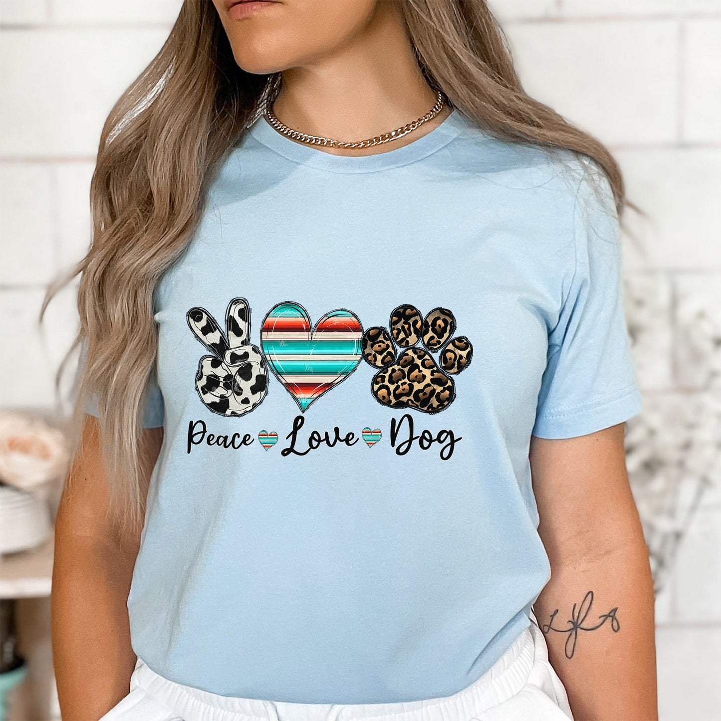 T-shirt Peace Love Dog, T-shirt amoureux des chiens, T-shirt cadeau pour elle, T-shirt amoureux des chiens, T-shirt citation chien, T-shirt propriétaire de chien, T-shirt amoureux des animaux