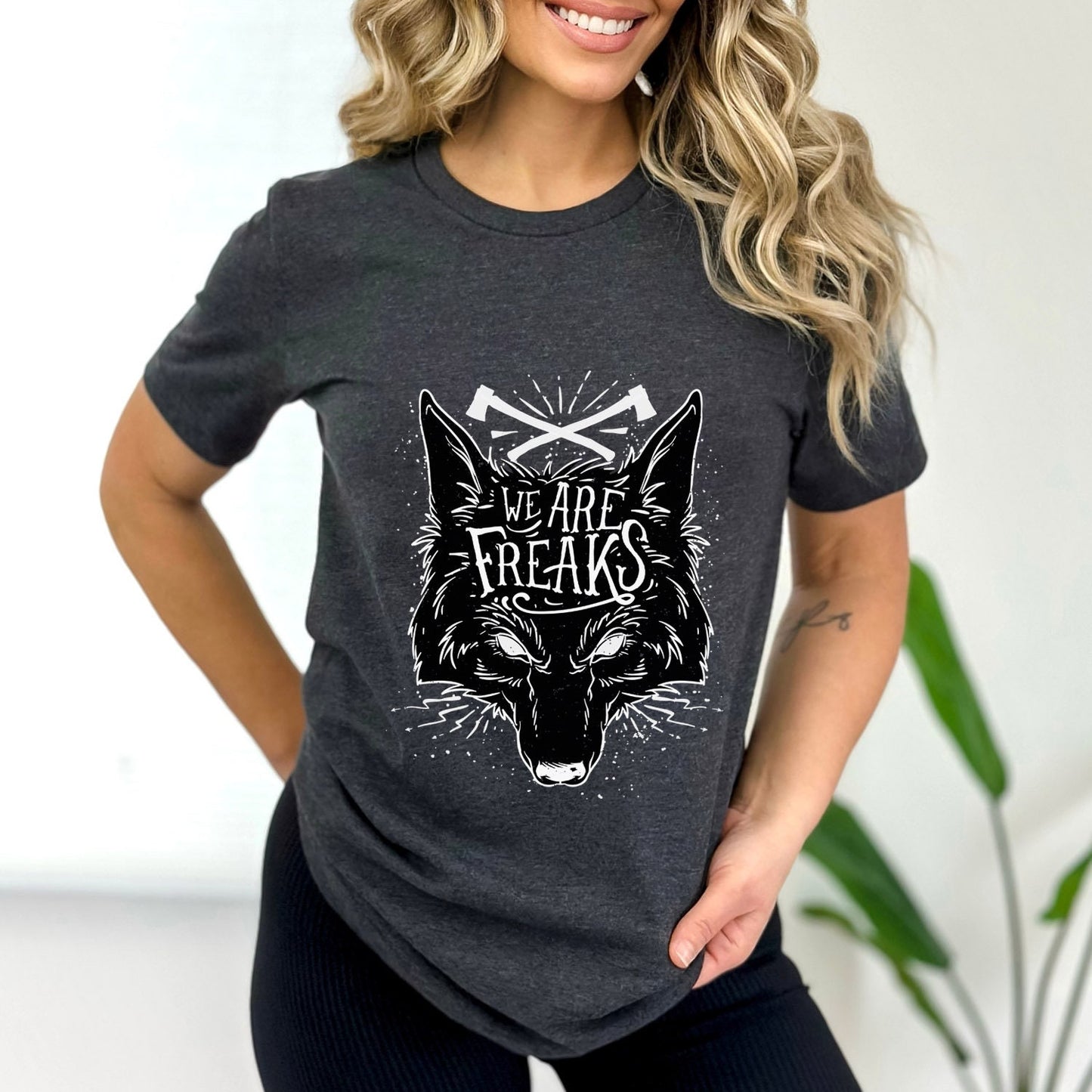 T-shirt loup, T-shirt We are Freaks, T-shirt avec renard, T-shirt d'horreur, T-shirt de renard effrayant, T-shirt d'horreur, T-shirt animal, cadeau pour lui