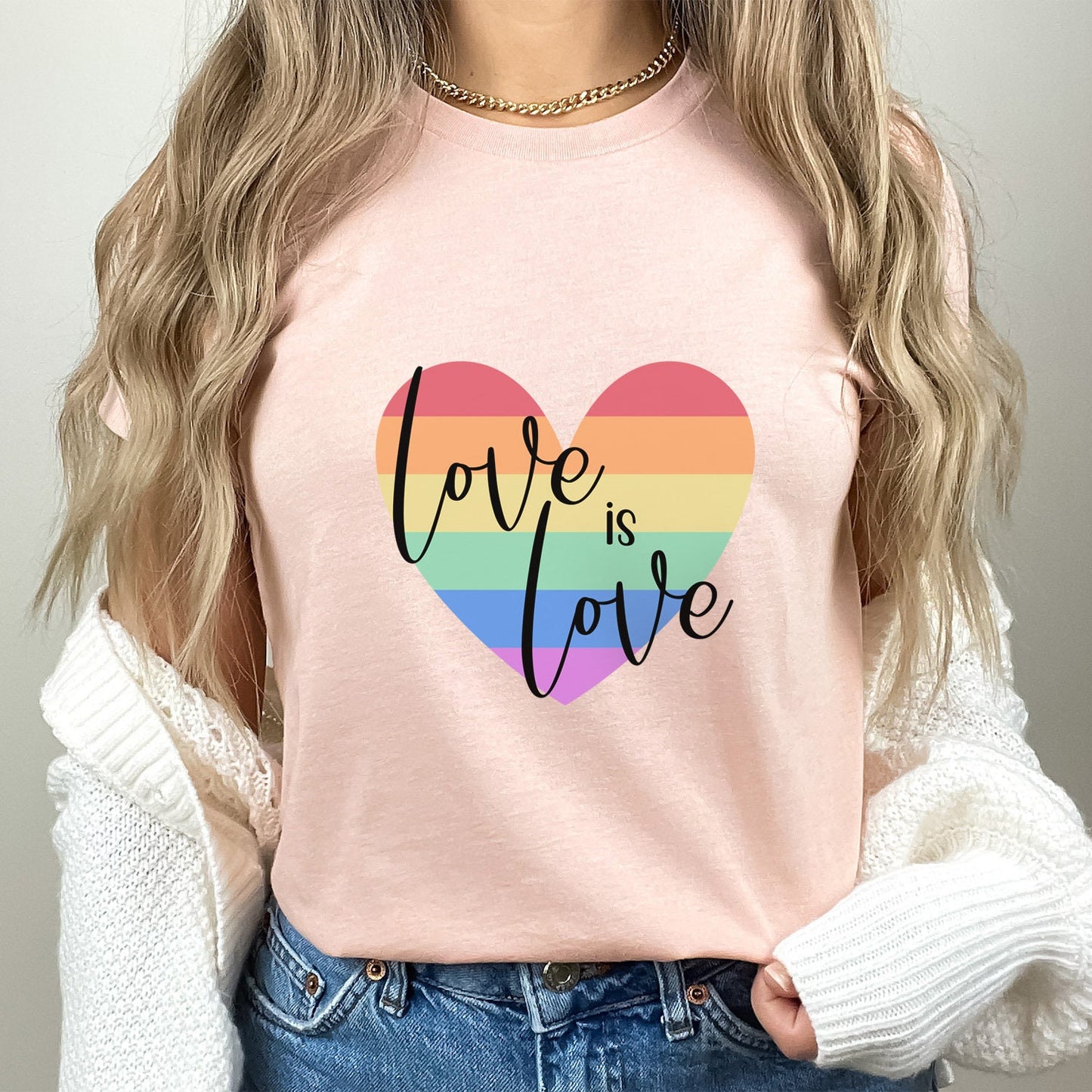 T-shirt arc-en-ciel avec cœur d'amour, t-shirt Love is Love, t-shirt de soutien LGBTQ, t-shirt Pride, t-shirts de gentillesse, t-shirt Gay Pride, t-shirt Égalité