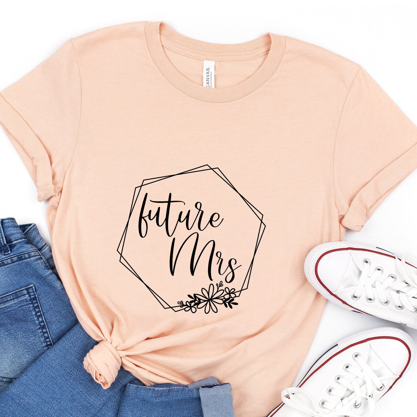 T-shirt Future Mrs, T-shirt de mariée, T-shirt de fleurs de marguerite de mariée, T-shirt de mariage, T-shirt de mariée, T-shirt de douche nuptiale, T-shirt cadeau pour la mariée