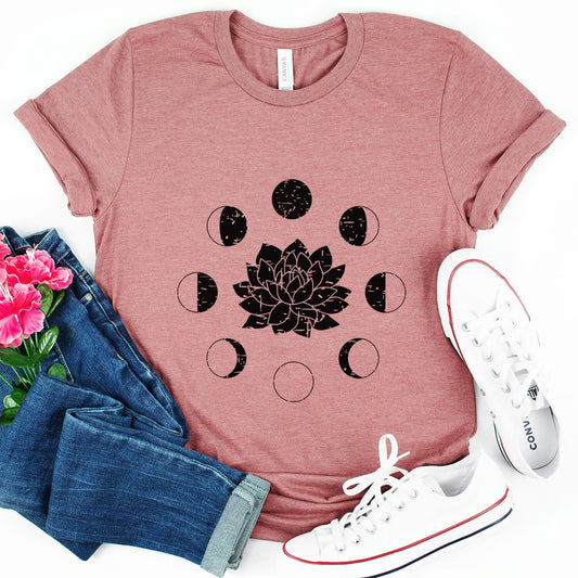 T-shirt Lotus Moon Phase, T-shirt Boho, T-shirt Grunge, T-shirt Inspirant, T-shirt Bohème, T-shirt Lune et Étoiles, Cadeau pour Elle