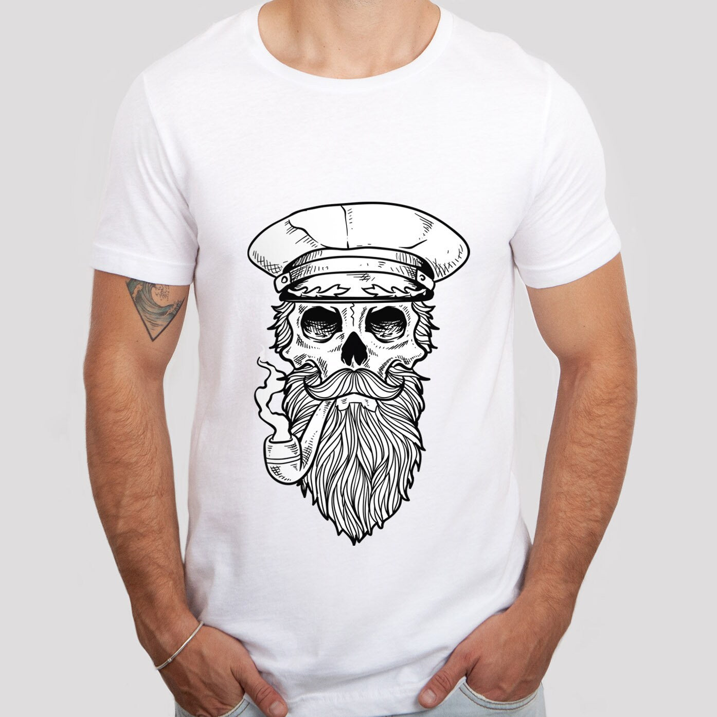 T-shirt marin, T-shirt tête de mort, T-shirt visage squelette, T-shirt voile, T-shirt tête de mort avec barbe, T-shirt tête de mort marin, T-shirt barbe