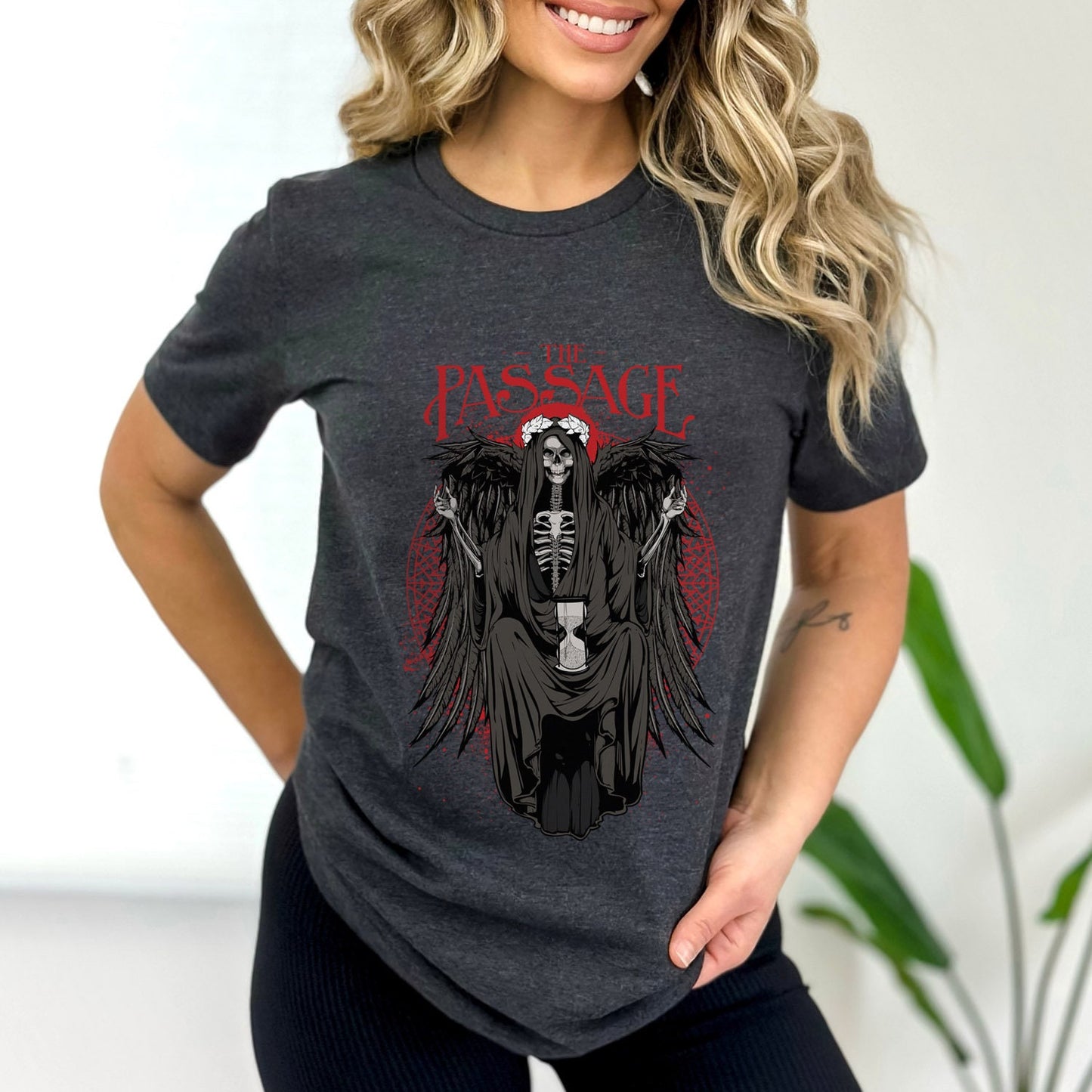 T-shirt Skull Queen, T-shirt The Passage, T-shirt d'horreur, T-shirt squelette, T-shirt d'horreur, T-shirt gothique, Cadeau pour lui, Cadeau pour elle