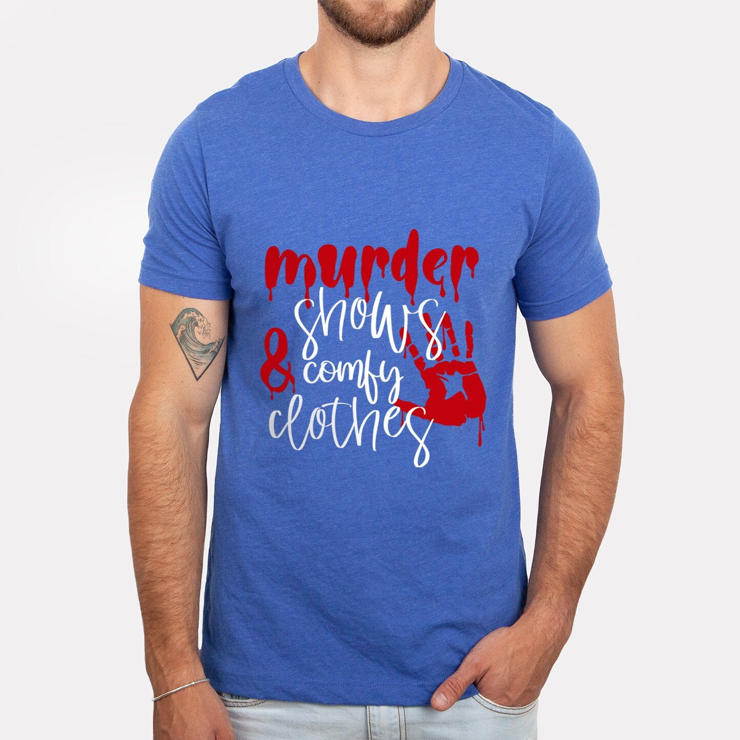 T-shirt confortable avec des émissions de meurtre, t-shirt sur le crime, t-shirt drôle sur le meurtre, t-shirts drôles, t-shirt sur le meurtre, t-shirt sur les films policiers, t-shirt cadeau