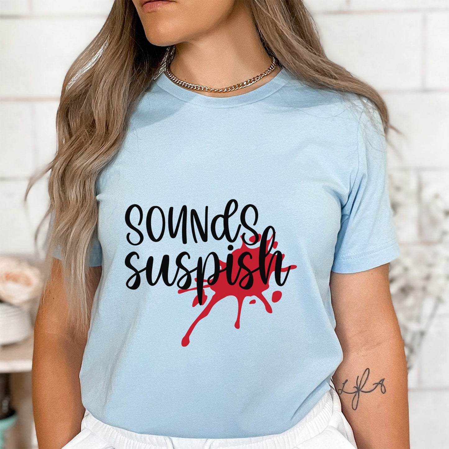 T-shirt Sounds Suspish, T-shirt drôle de meurtre, T-shirt de vrai crime, T-shirts drôles, T-shirt de meurtrier, T-shirt de films policiers, T-shirt cadeau