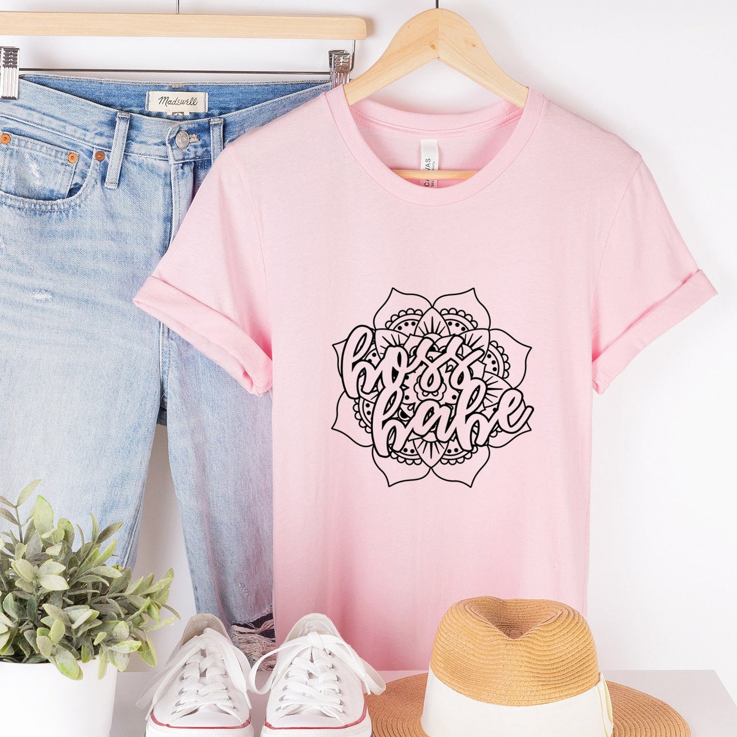 Mandala T-shirt, Boss Babe T-shirt, Boss Mom Shirt, Gift Mama Shirt, Gift Shirt for Mom, Mom Life T-shirt