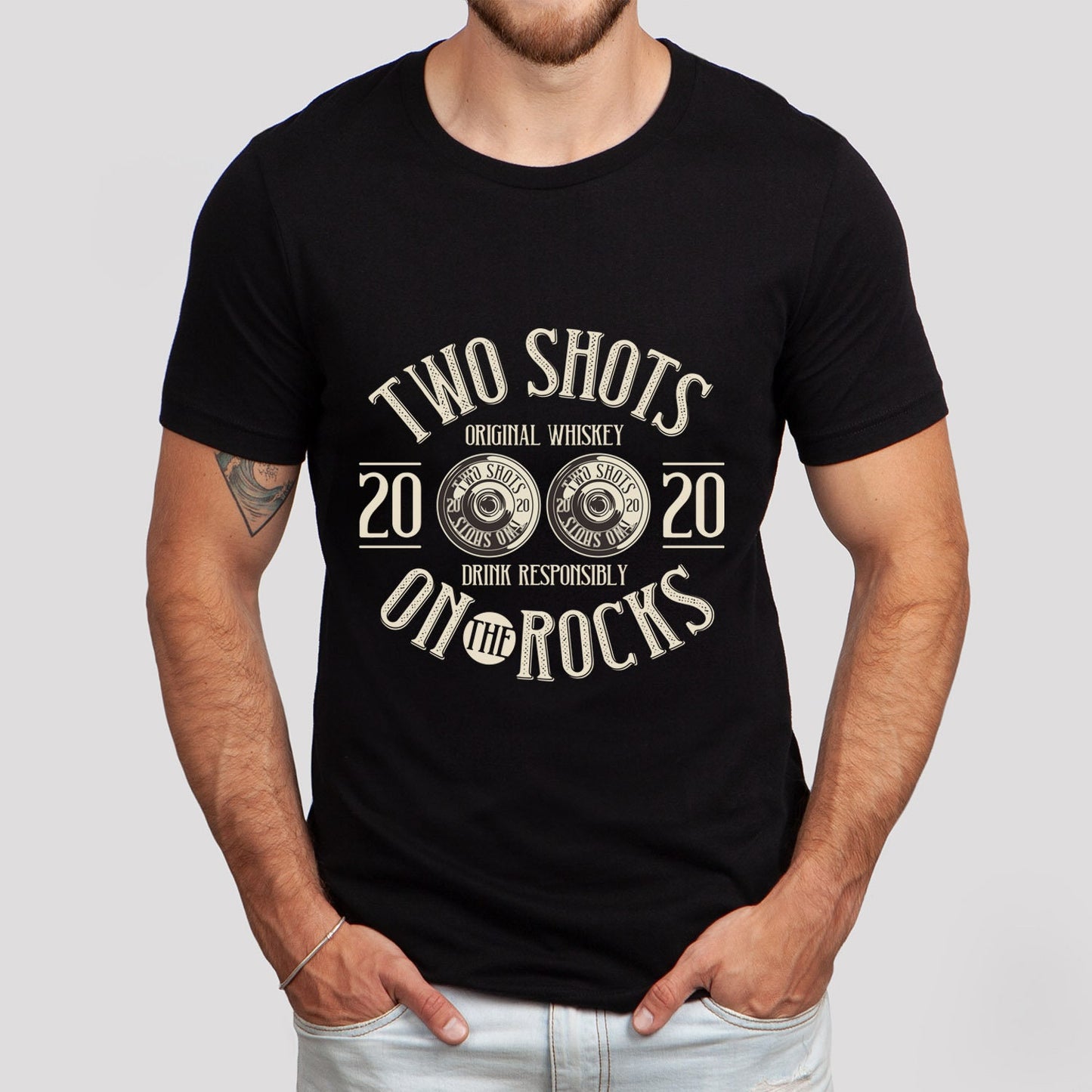 T-shirt de whisky, T-shirt de shot de whisky, T-shirt de whisky, T-shirt de deux shots sur les rochers, T-shirt de whisky drôle, T-shirt de boisson drôle