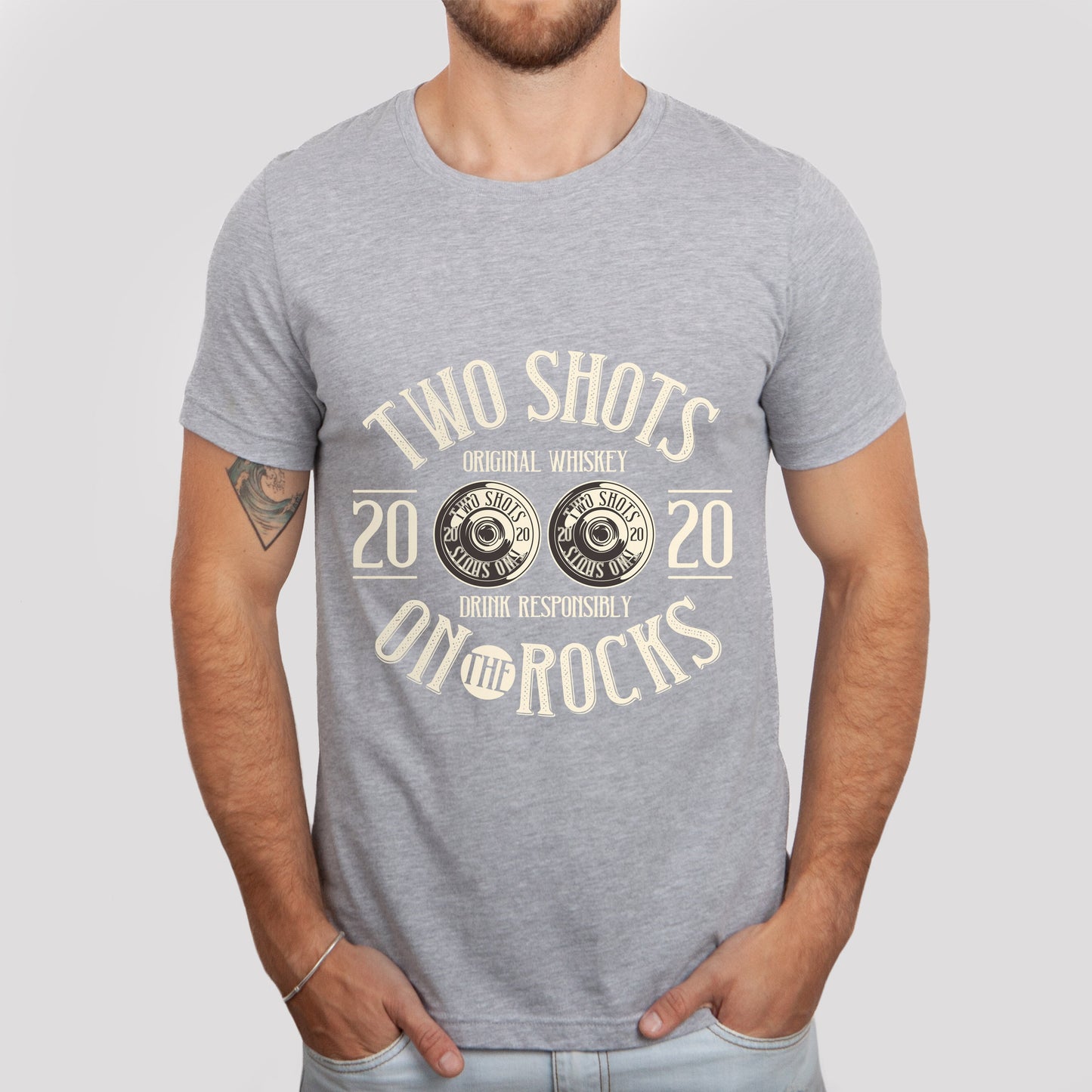 T-shirt de whisky, T-shirt de shot de whisky, T-shirt de whisky, T-shirt de deux shots sur les rochers, T-shirt de whisky drôle, T-shirt de boisson drôle