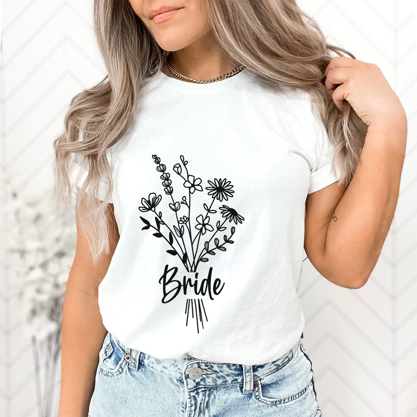 Bride T-shirt, Wedding Shirt, Wildflower Bouquet Floral Shirt, Bride Tee, Bachelorette Shirt, Gift Shirt for Bride, Bridal Shower Shirt