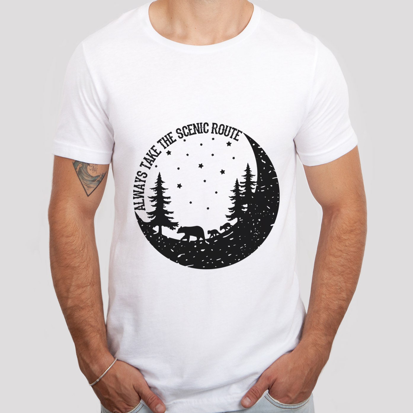 T-shirt « Prenez toujours la route panoramique », t-shirt de voyageur, t-shirt avec lune, t-shirt d'amoureux de la nature, t-shirt de plein air, t-shirts de camping