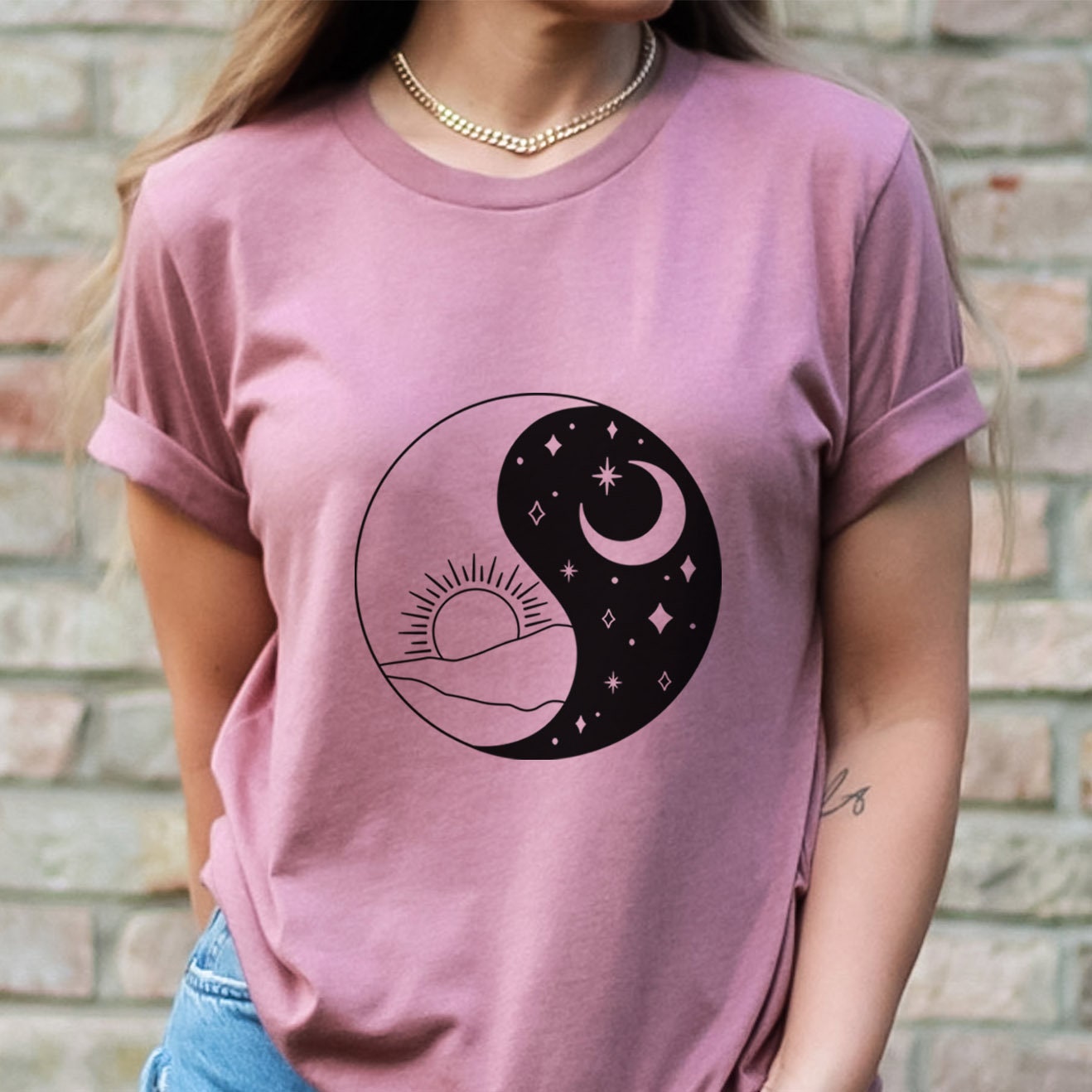 T-shirt Ying Yang, T-shirt Soleil et Lune, T-shirt Mystique, T-shirt Boho, T-shirt Mystiques, T-shirt Bohème, T-shirt Cadeau pour Elle