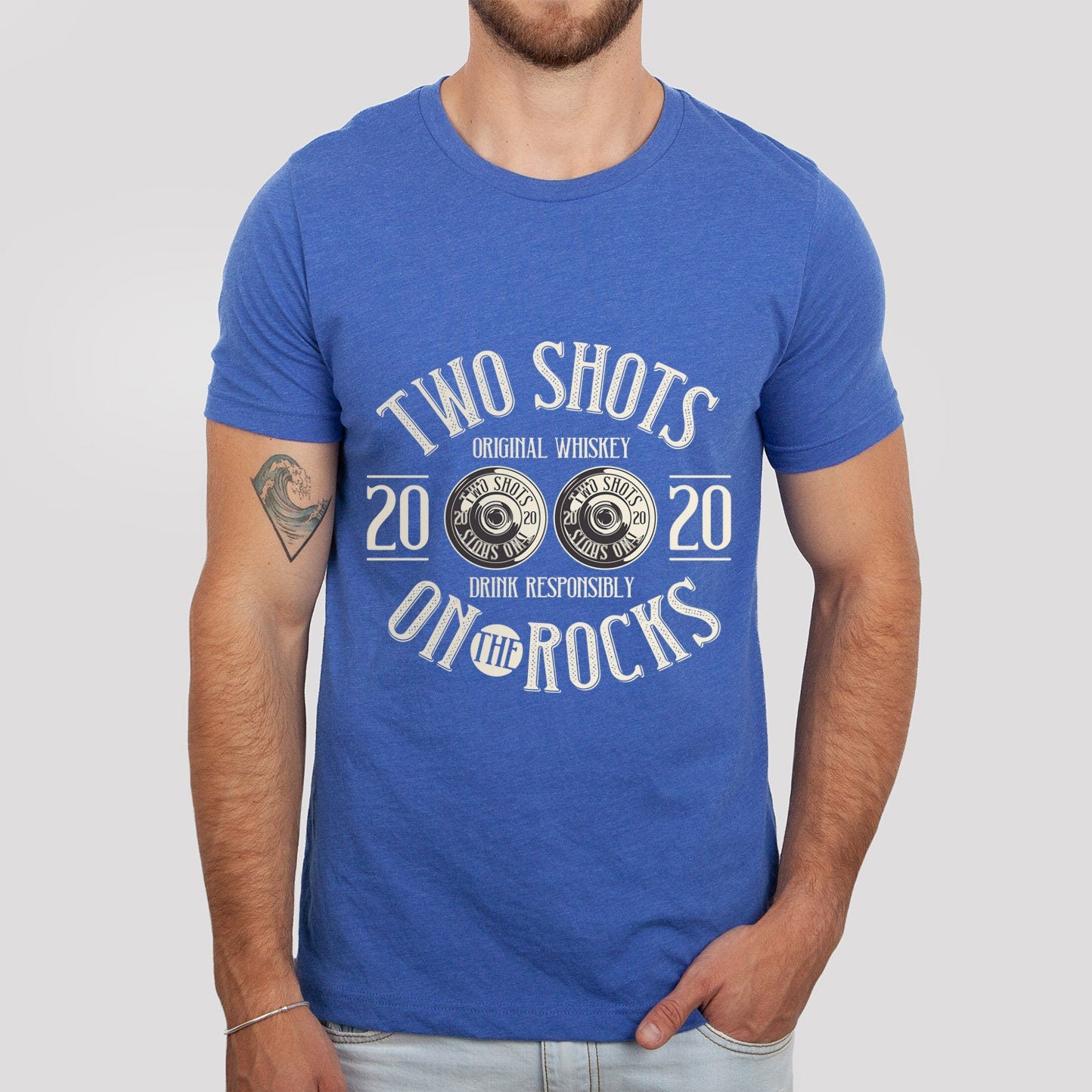 T-shirt de whisky, T-shirt de shot de whisky, T-shirt de whisky, T-shirt de deux shots sur les rochers, T-shirt de whisky drôle, T-shirt de boisson drôle