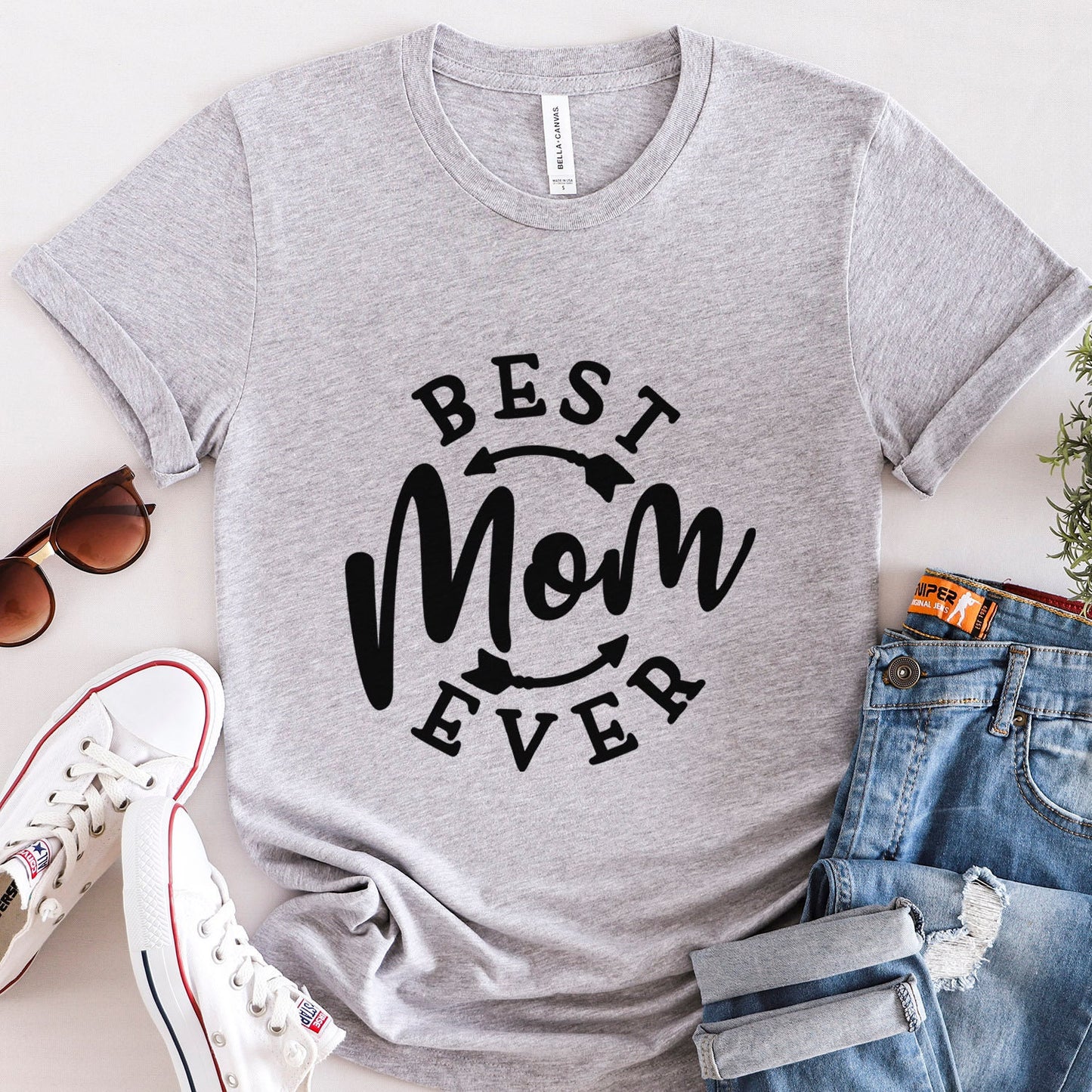 Best Mom Ever T-shirt, T-shirt for Mom, Gift Shirt for Mom, Mother's Day Gift Shirt, Mom Life Shirt, Parenting Shirt