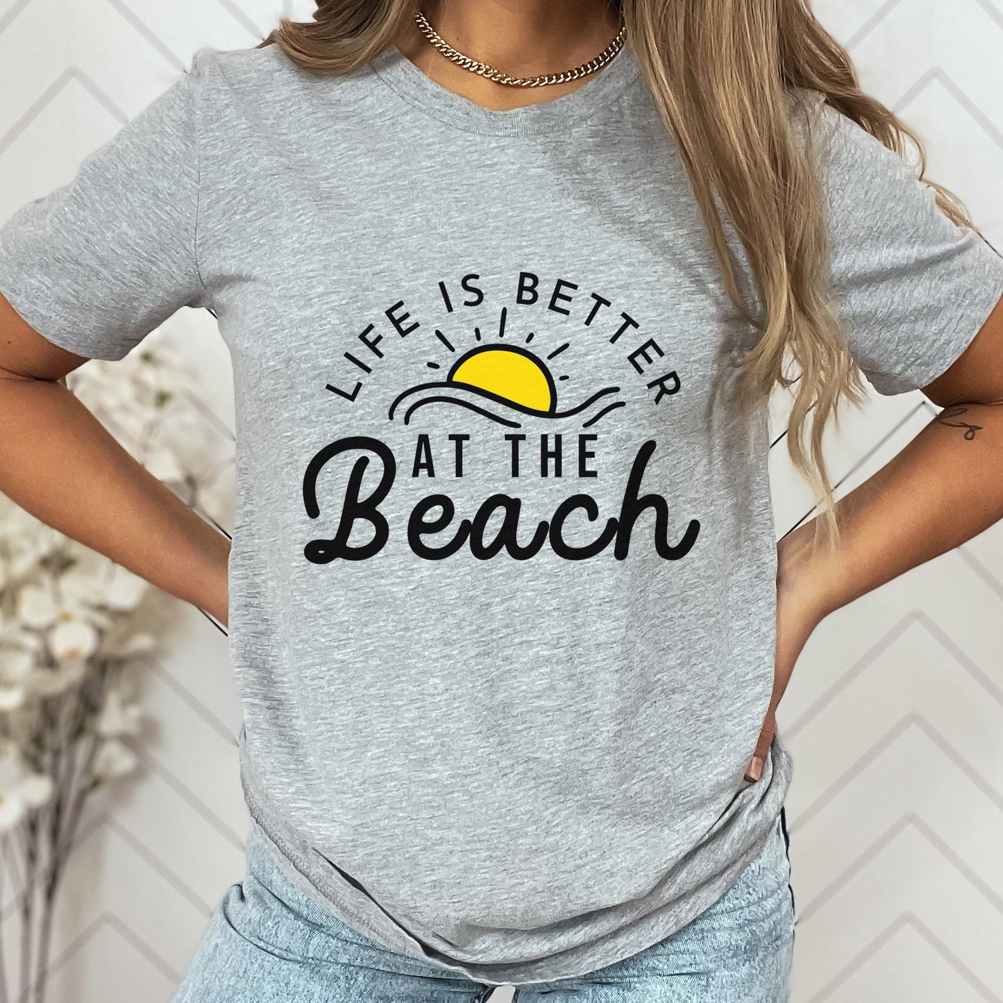 T-shirt d'été, la vie est meilleure à la plage, t-shirt de plage, t-shirt d'été, t-shirt d'été cool, t-shirt de vacances, t-shirt pour femme