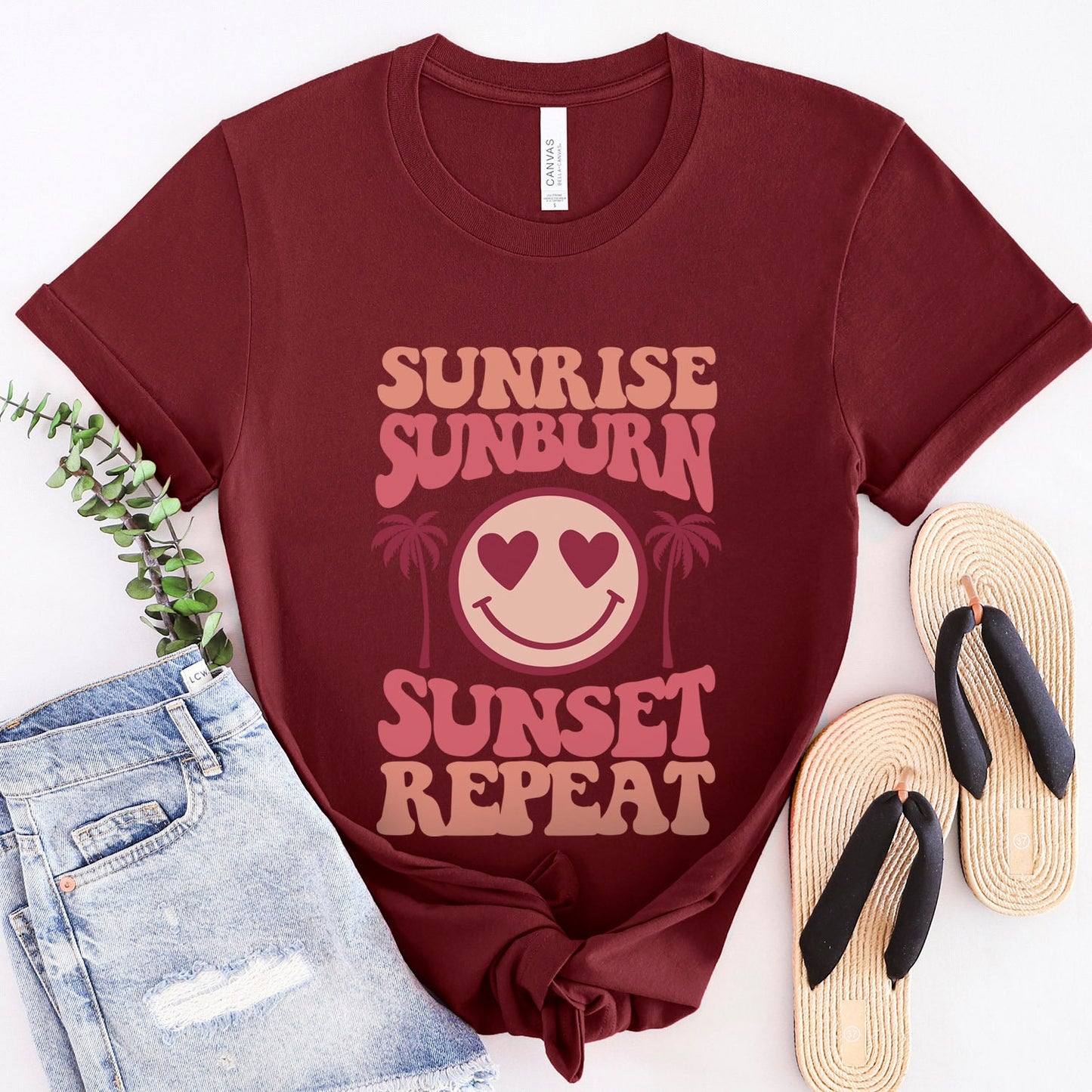 T-shirt d'été, chemise de plage, chemise rétro, t-shirt Sunrise Sunburn Sunset Repeat, chemise de vacances, chemise pour femme, chemise Smiley Face