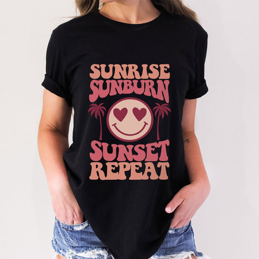 T-shirt d'été, chemise de plage, chemise rétro, t-shirt Sunrise Sunburn Sunset Repeat, chemise de vacances, chemise pour femme, chemise Smiley Face